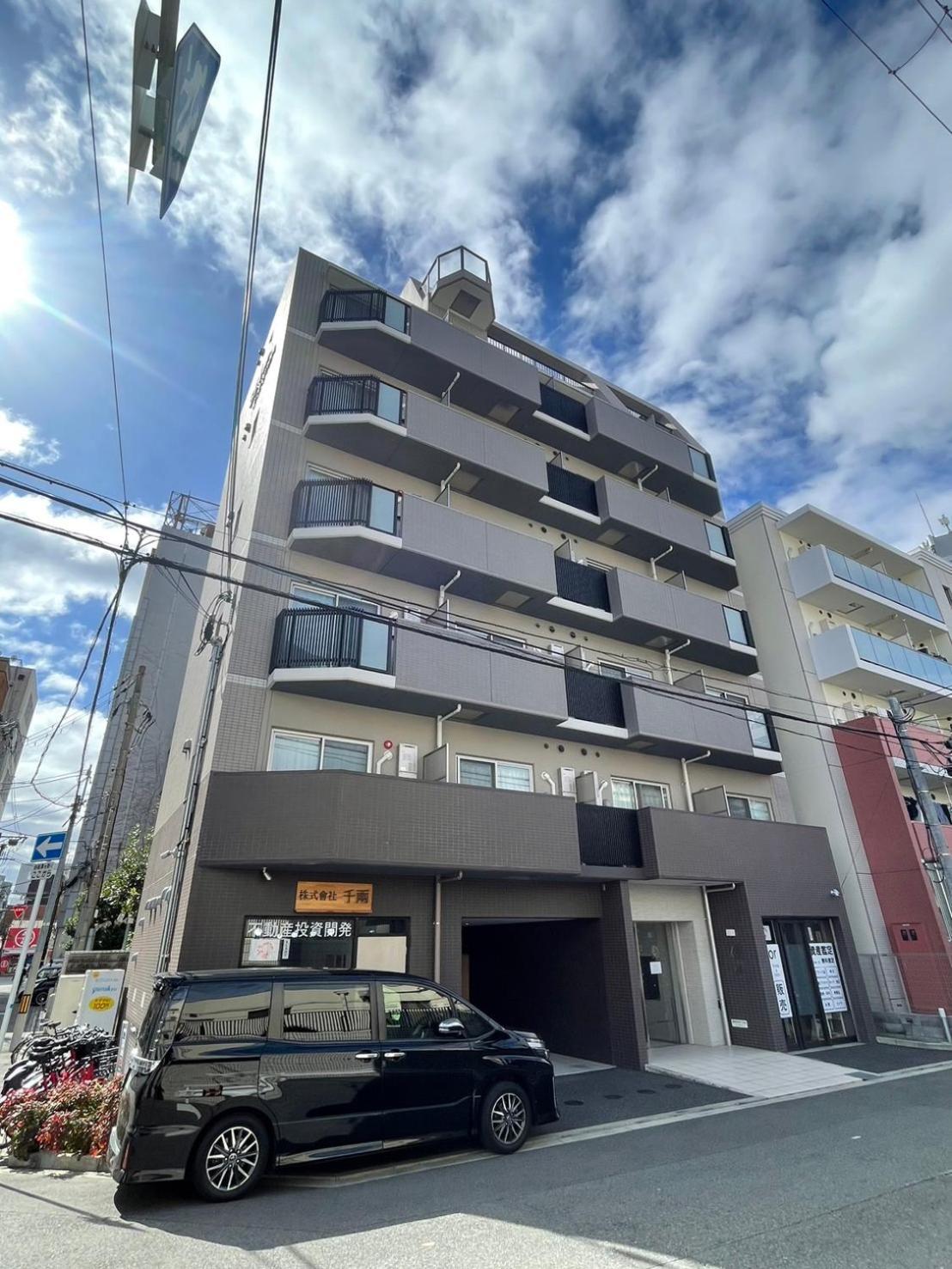 Color Tsuruhashi Apartment Осака Екстериор снимка