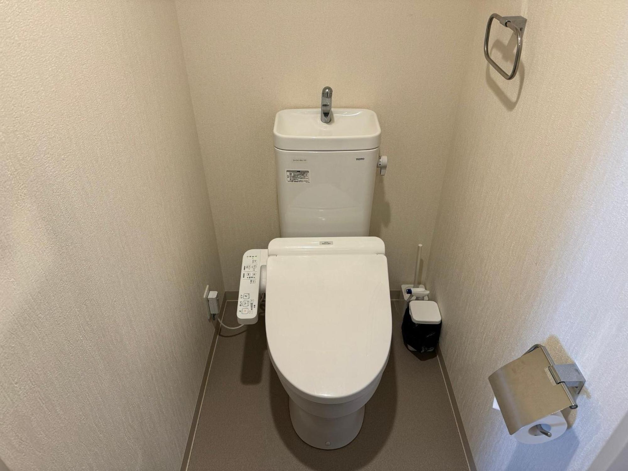 Color Tsuruhashi Apartment Осака Екстериор снимка