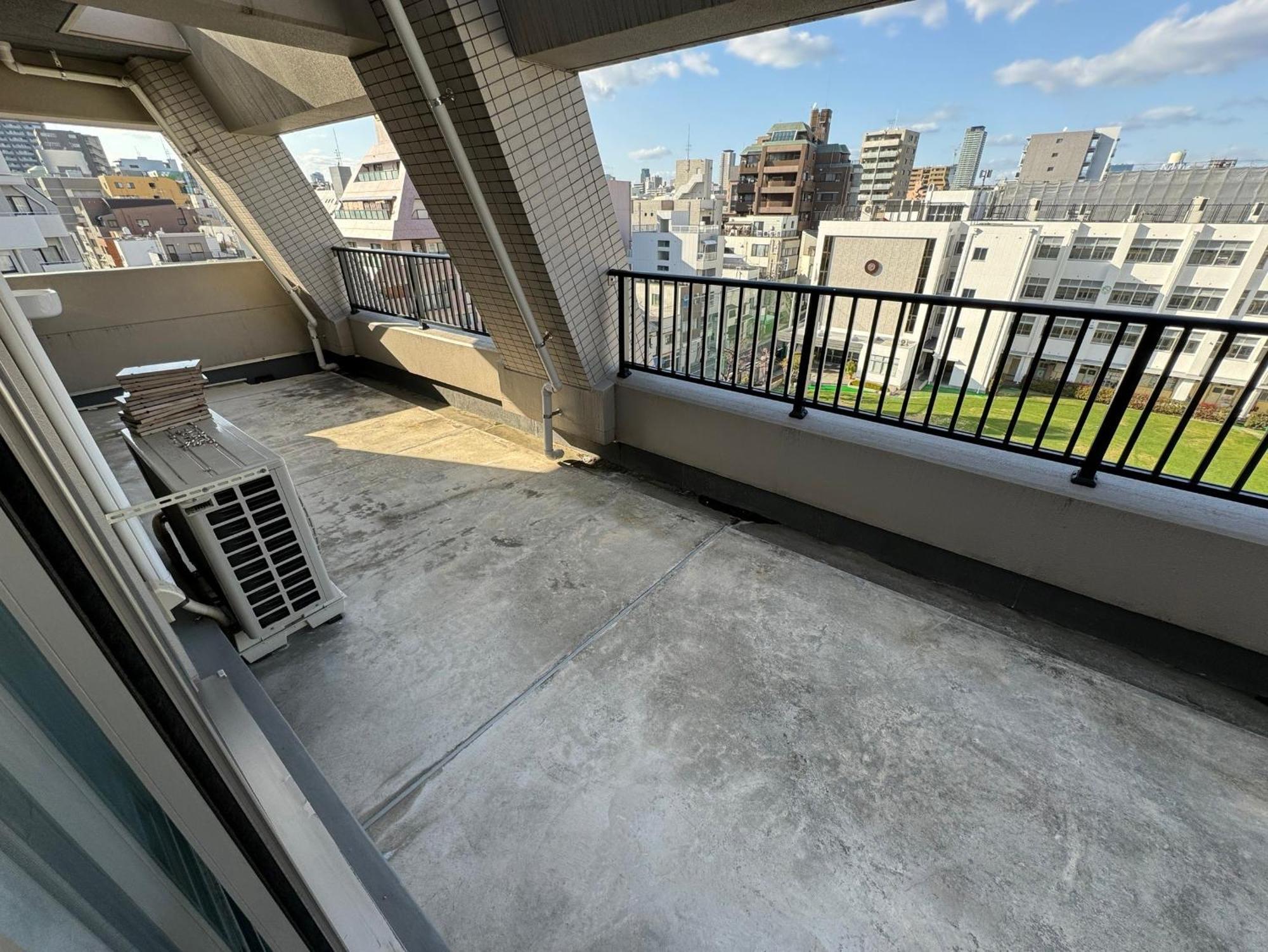 Color Tsuruhashi Apartment Осака Екстериор снимка