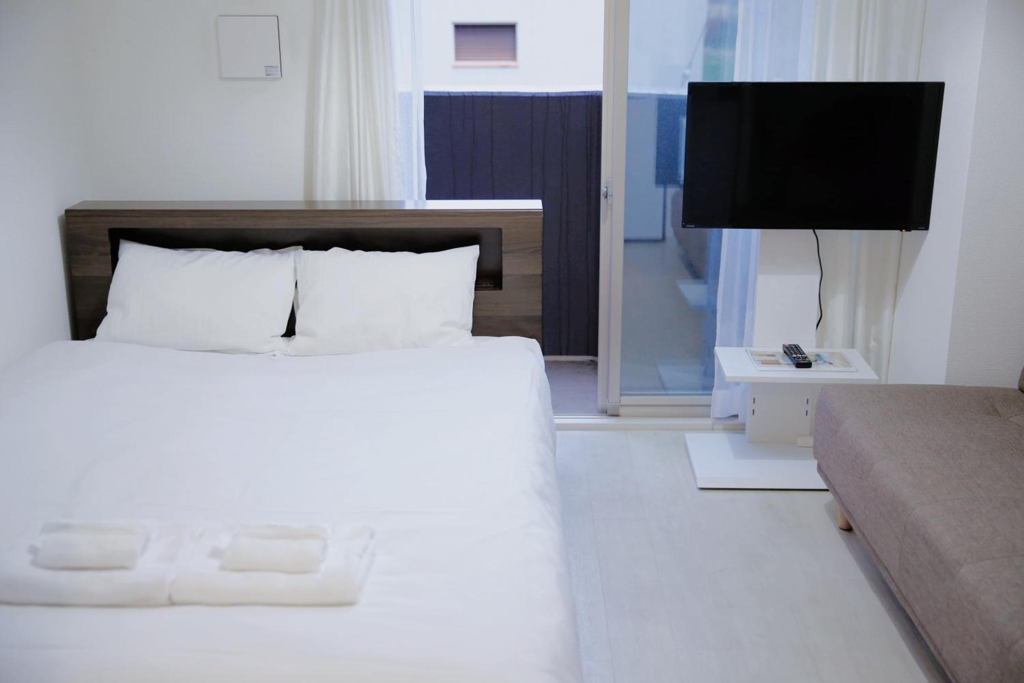 Color Tsuruhashi Apartment Осака Екстериор снимка